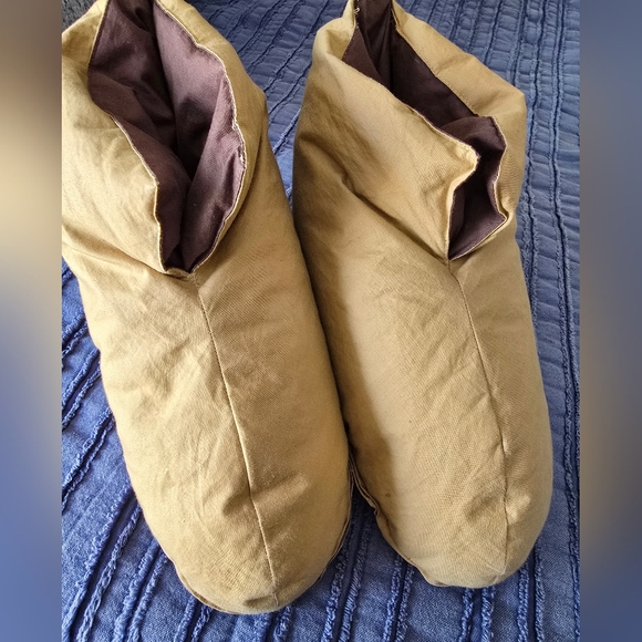 Restoration Hardware Foot Duvet Slippers  - sz S - Picture 2 of 5